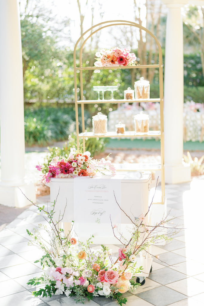 Spring Time Garden | William Aiken House | Charleston Wedding