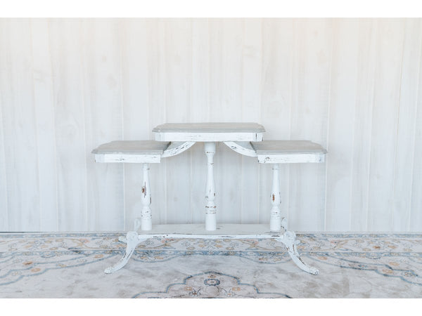 Hannah Display Table